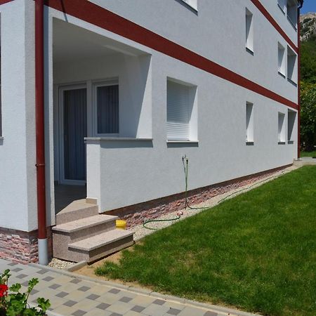 Apartments Susec Baska  Exterior photo